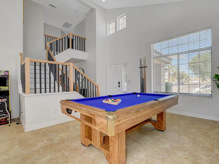457 Compo Ave — Photo 9