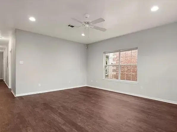 1925 S 17th St #1, Waco, TX 76706