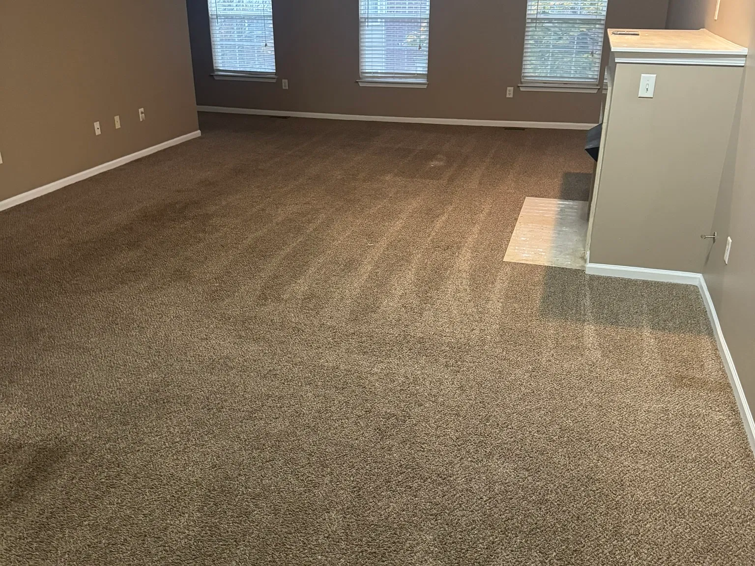 4 bed, 3.5 bath, 2232 sqft, $2,150 — Photo 3
