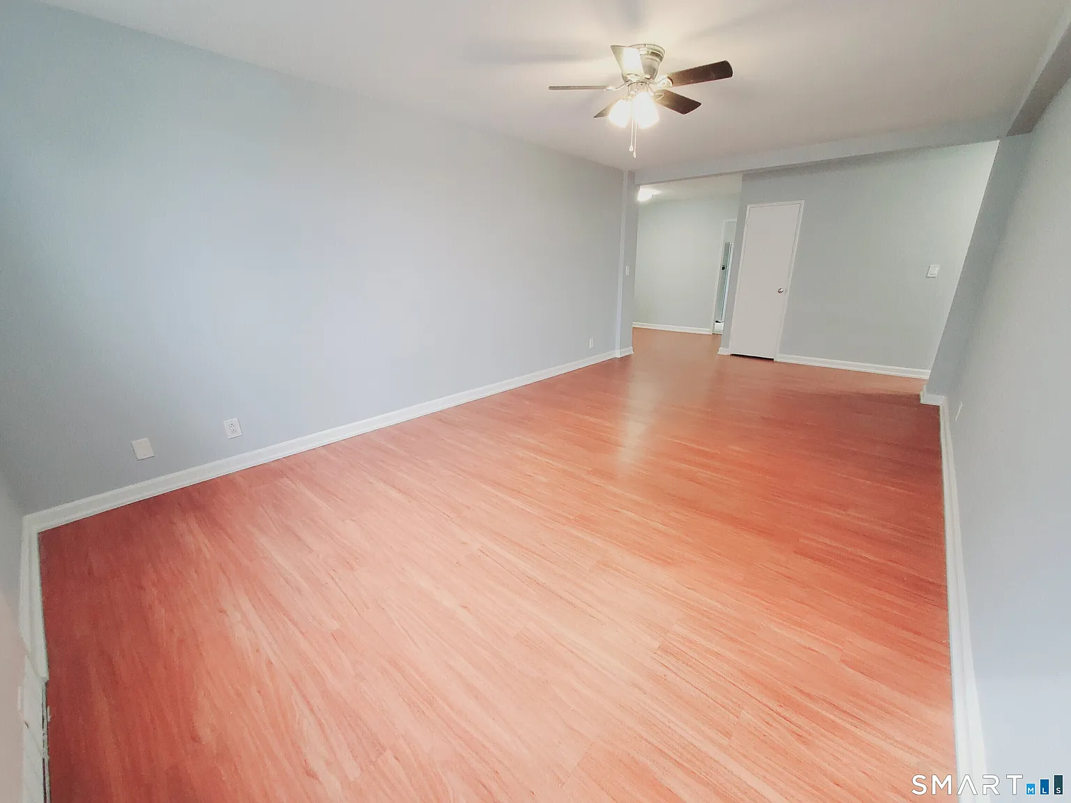 Redstone Manor — Photo 4