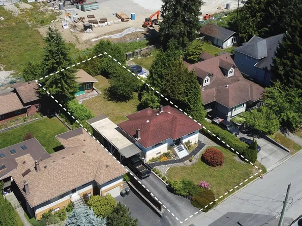 627 Harrison Ave, Coquitlam, BC V3J 3Z6