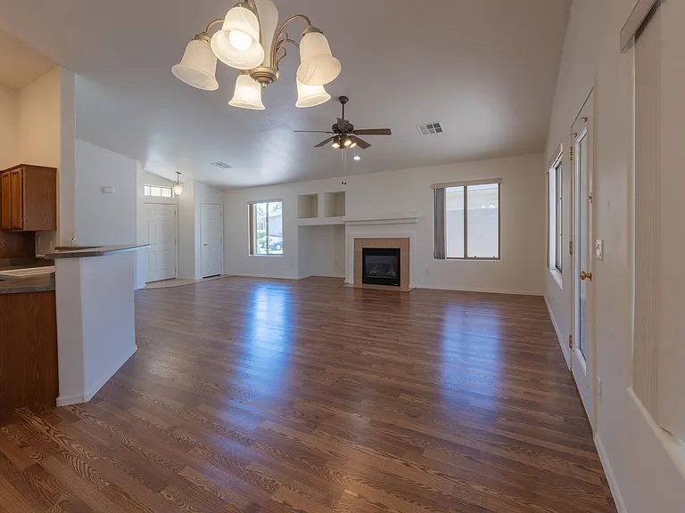 7722 N Winding Trl — Photo 4