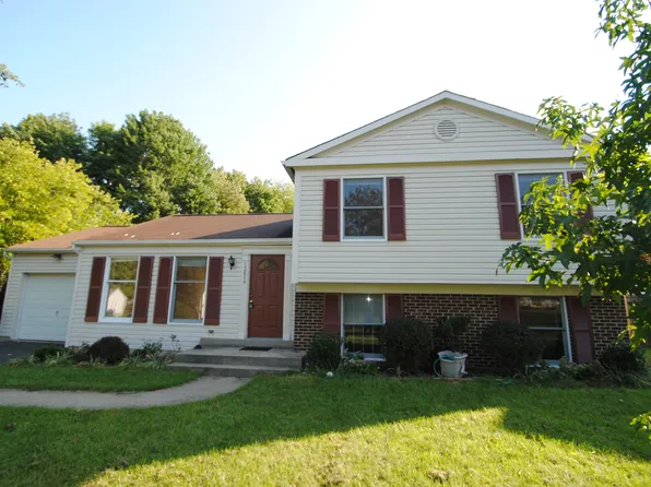 12604 Etruscan Dr, Herndon, VA 20171