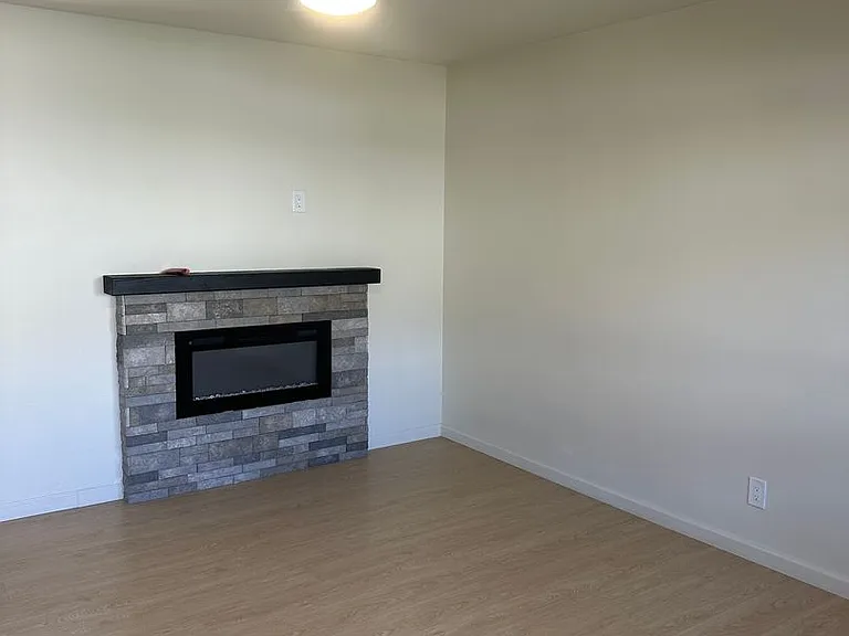 Plum Street Garden Apartments 501 Plum St Capitola, CA 95010 — Photo 31