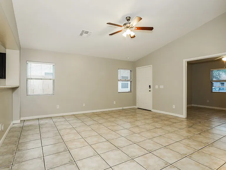 12621 W Bloomfield Rd — Photo 3