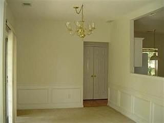 5th image of 2560 Davenport Park Dr
