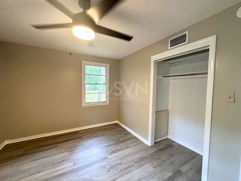 1104 Garland St — Photo 10