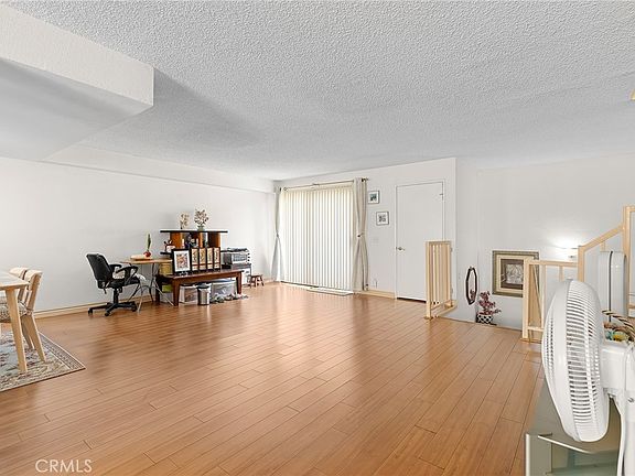 5th image of 12536 Burbank Blvd APT 3