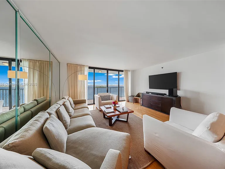 801 N Venetian Dr #903 — Photo 11