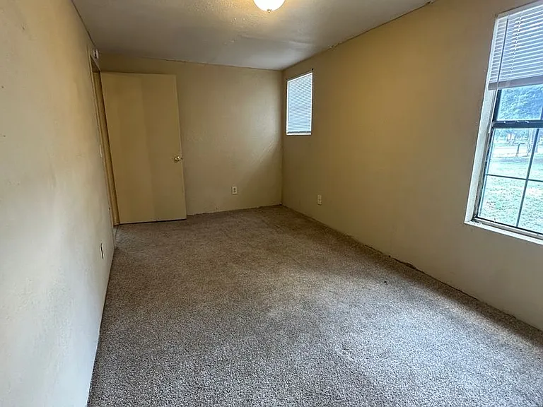 3916 Line Ave — Photo 7