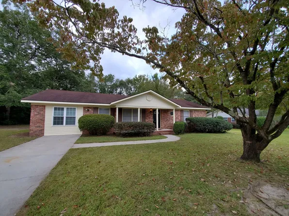 203 Wilburn Rd, Statesboro, GA 30458