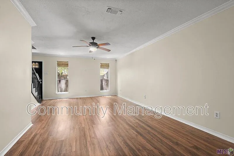 2 bed, 1.5 bath, 1260 sqft, $1,395 — Photo 1