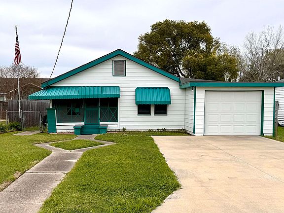 4th image of 1418 N 3rd St