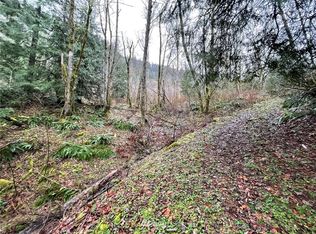 37 E Lake Walker Dr SE, Enumclaw, WA