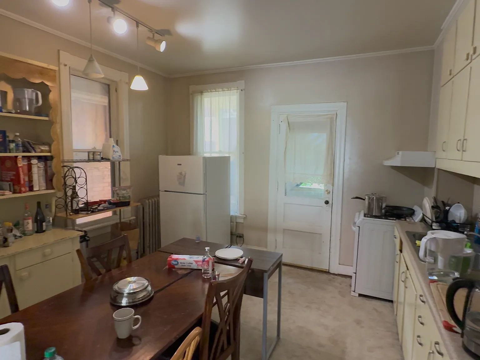 113 Osmun Place - Apt. 2 — Photo 2
