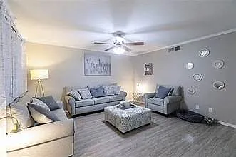8100 N Mo Pac Service Rd #10147