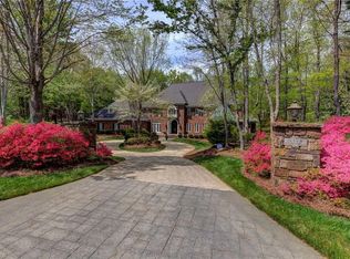 4521 Chinaberry Ln, Winston Salem, NC 27106
