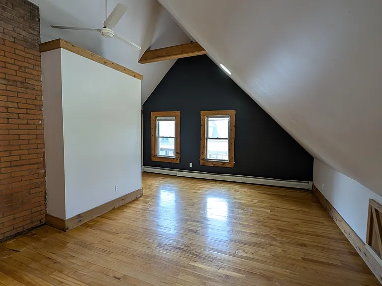 541 University Ave #5 — Photo 26