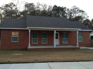 1716 E Harbor Dr, Mobile, AL 36605