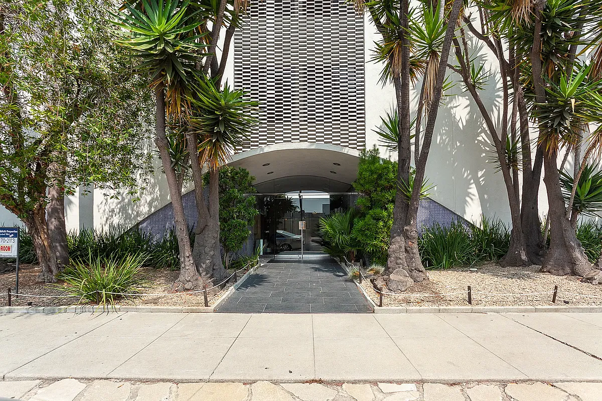 Building Photo - 6617 Orange Street