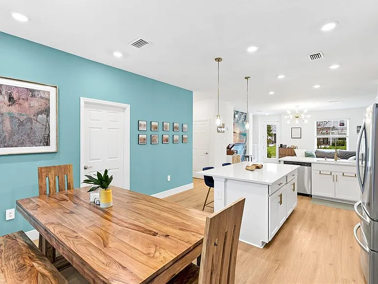 1808 Fender Ln — Photo 11