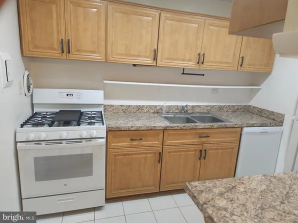 7517 Riverdale Rd APT 1916, Hyattsville, MD 20784