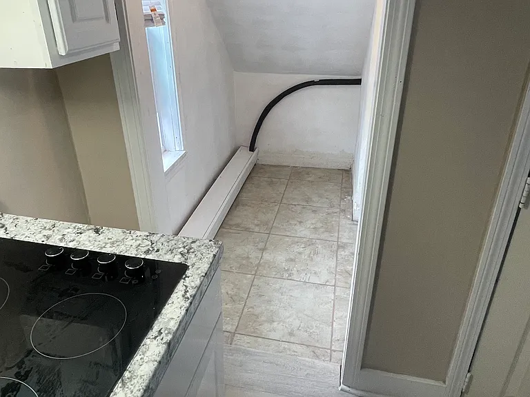 30 Pekin St #3 — Photo 2