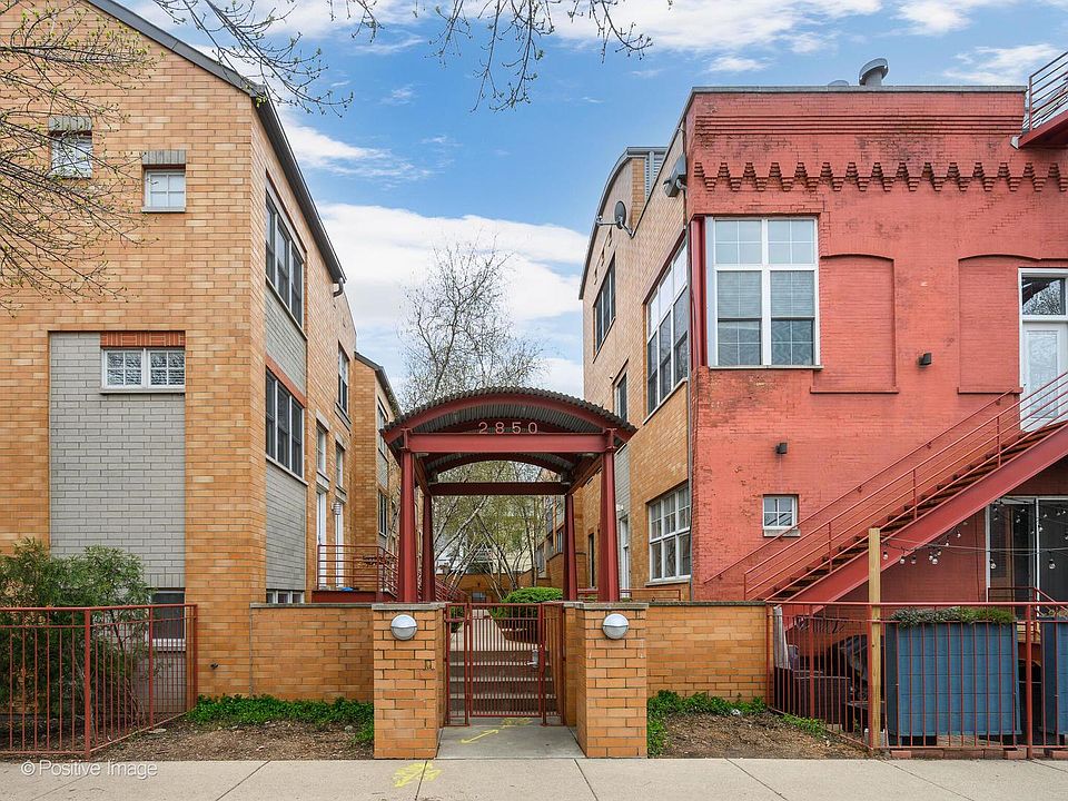 1st image of 2850 N Lakewood Ave #G