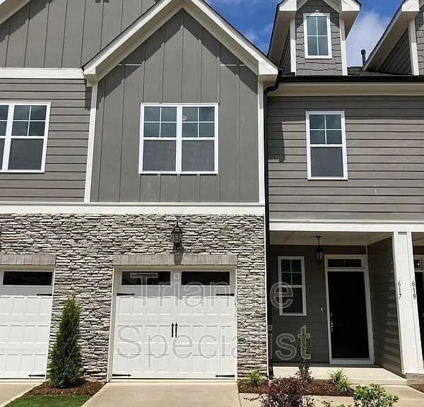 617 Battleboro Dr — Photo 1