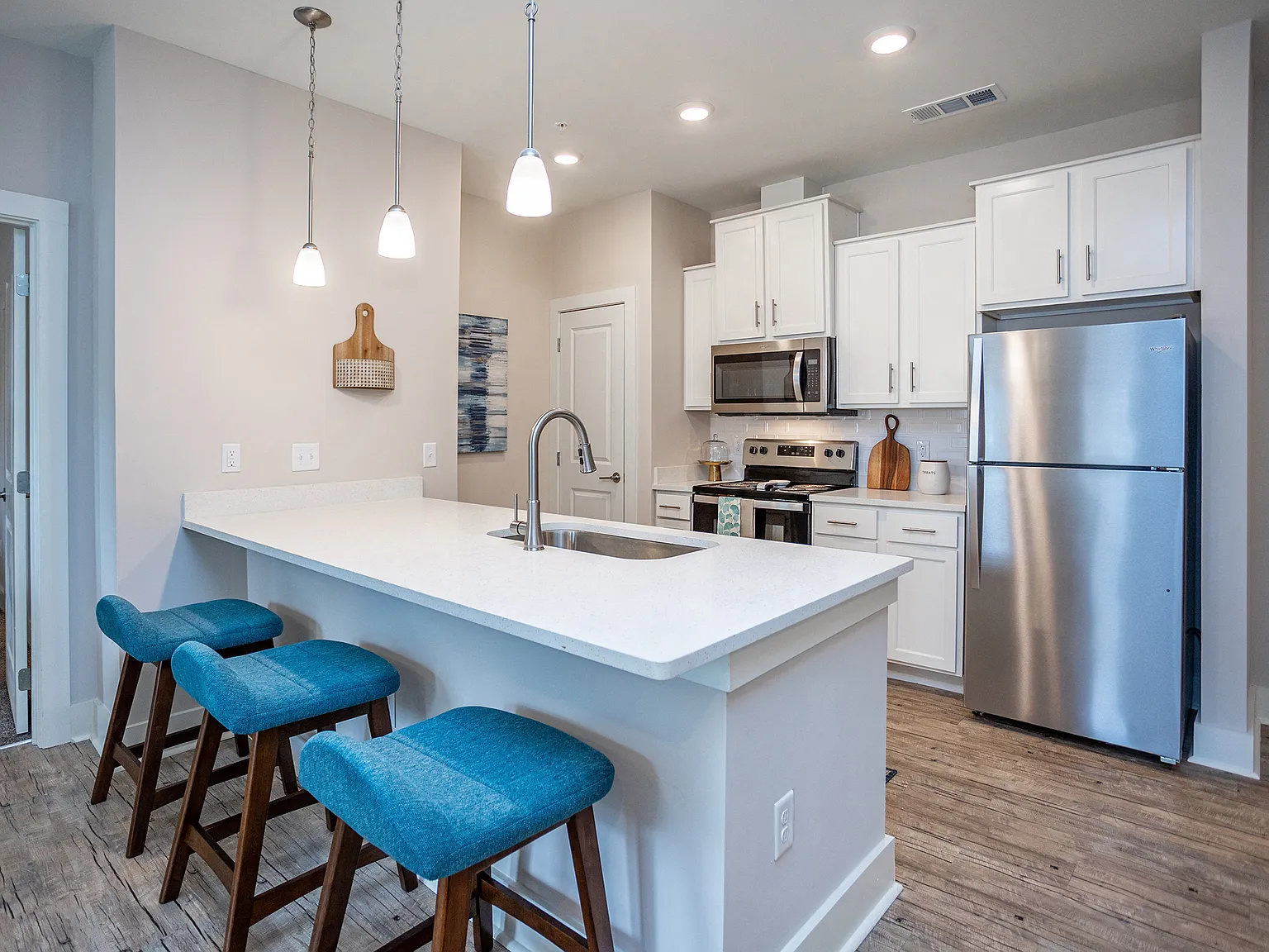 Farragut Junction Apartments — Photo 2