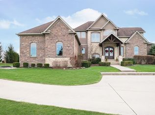 16564 Shore Oaks Ct, Noblesville, IN 46060