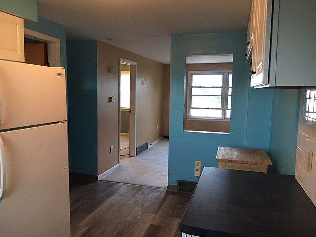 1st image of 50 Algiers Ln