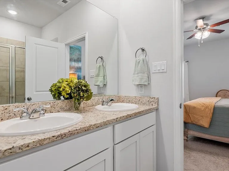 5728 Palm Flower Dr — Photo 12