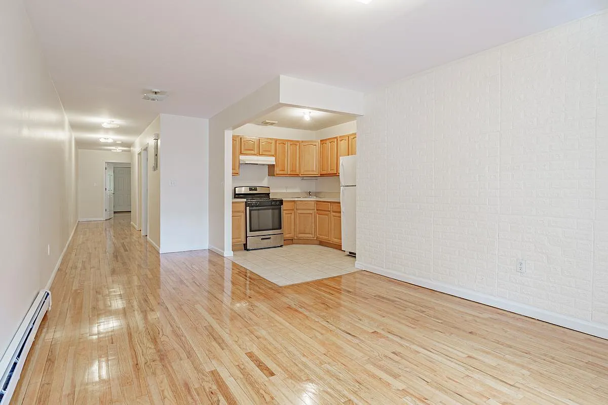 Building Photo - 1337 Park Pl #1