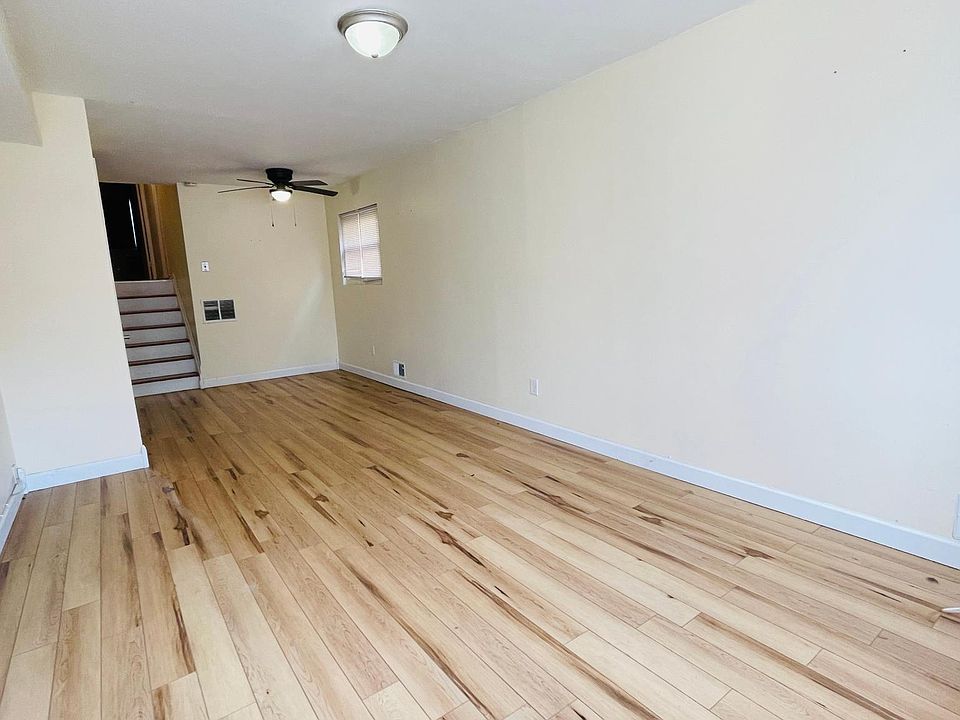 2nd image of 57 Sandalwood Dr Floor 1