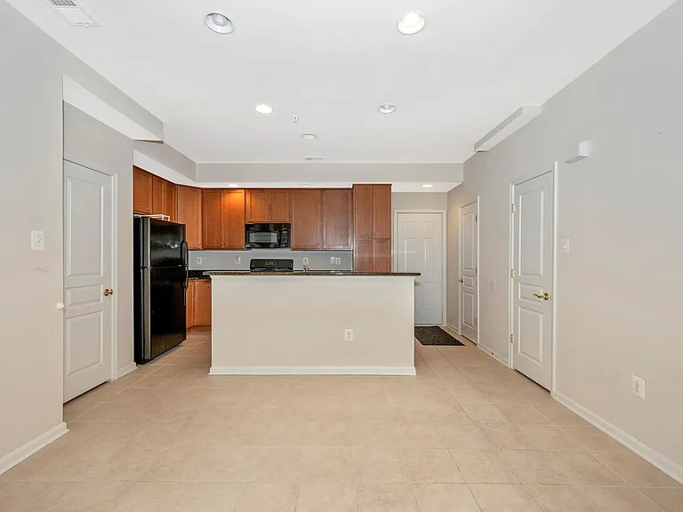 1816 Poolside Ln #A — Photo 21