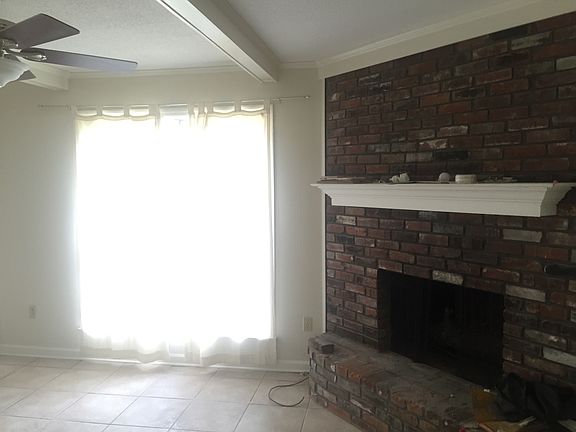5th image of 1740 Buxton Ave
