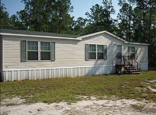 293 Gordon St, Saint George, GA 31562