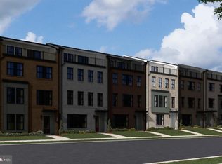 13727 Aviation Pl, Herndon, VA 20171