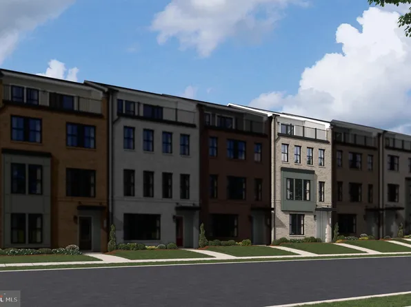 13727 Aviation Pl, Herndon, VA 20171