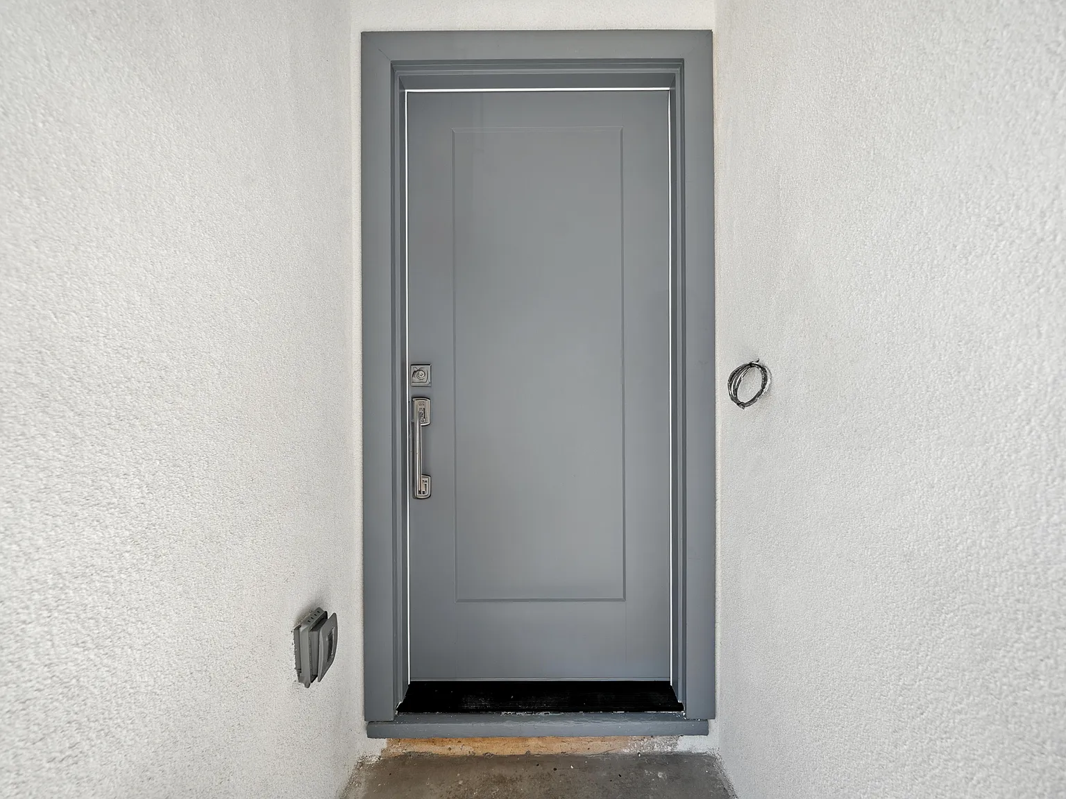 3 bed, 1315 sqft, $4,750 — Photo 3