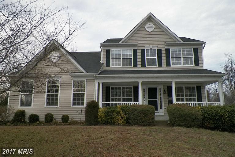 1st image of 622 Newington Pl NE
