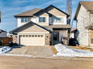 9 Victoria Bay, Spruce Grove, AB T7X 0C3
