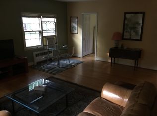 821 Prospect Ave, West Hartford, CT 06105