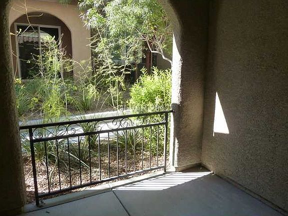 5th image of 8419 Classique Ave Unit 102