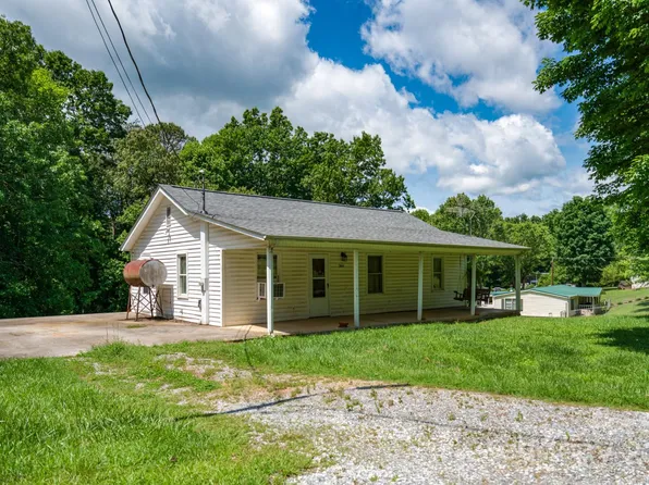 366 S Creek Rd, Nebo, NC 28761