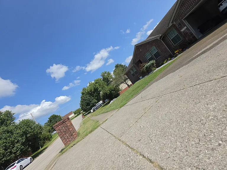 272 Percheron Dr — Photo 6