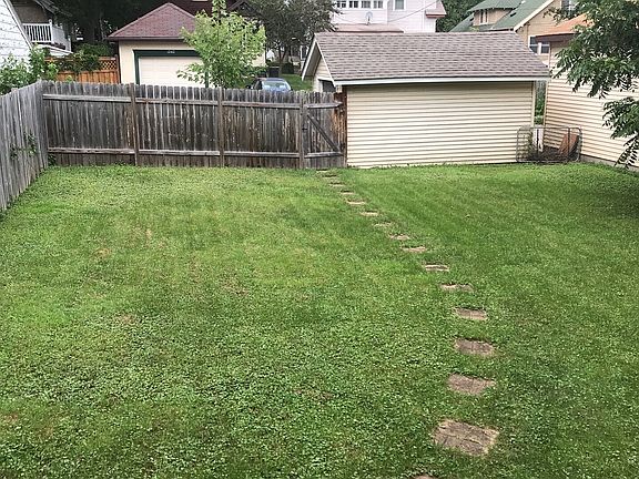 3rd image of 1243 Englewood Ave