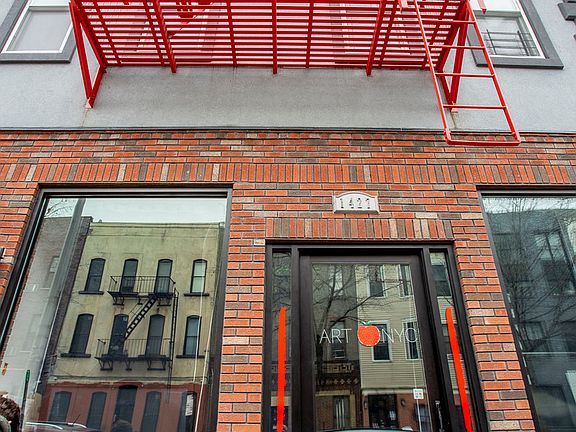 2nd image of 1427 De Kalb Ave #1