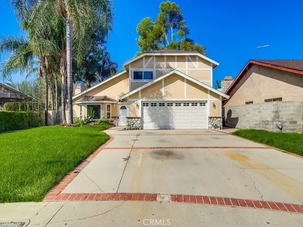 8359 Deering Ave, Canoga Park, CA 91304